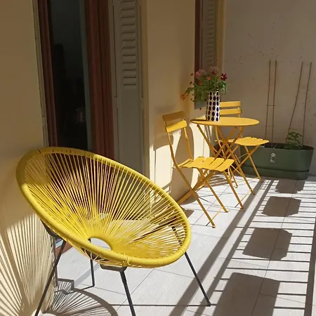 T2 40 M2 Rue Du Casino Centre-ville Climatise 1 Balcon Aix-les-Bains